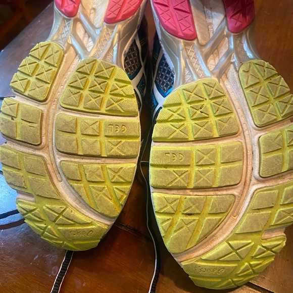 ASICS Gel Kayano 19 - Picture 2 of 7